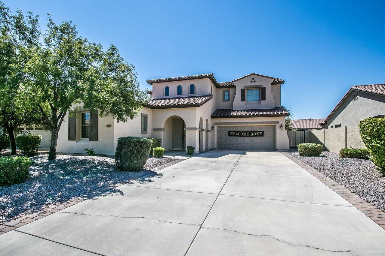 363 W Lantana Pl - Photo 2 of 46