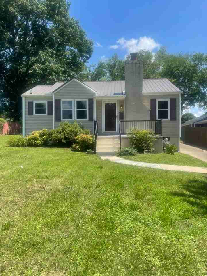 410 W Young High Pike