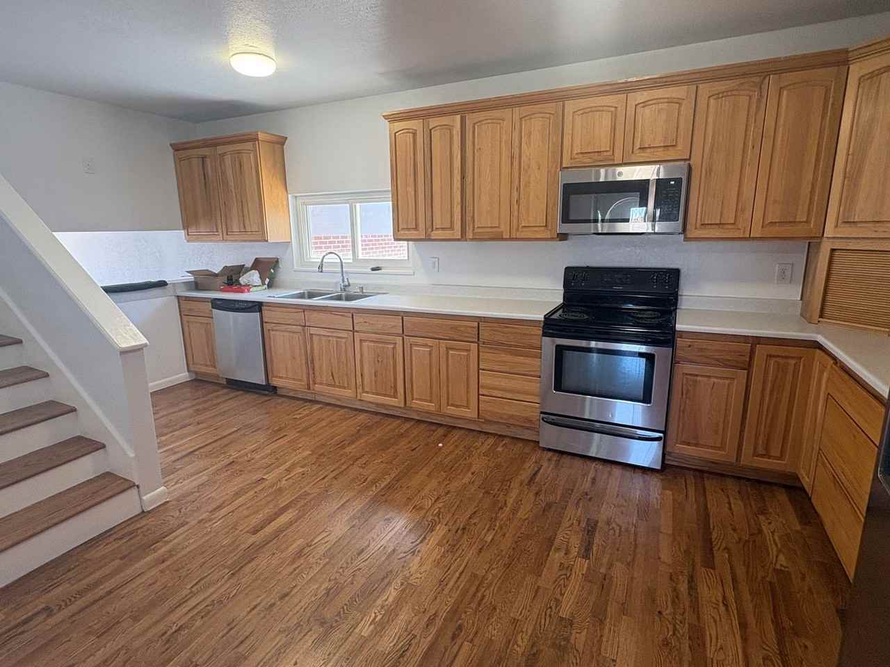 881 County Road 11 - Photo 3 of 23