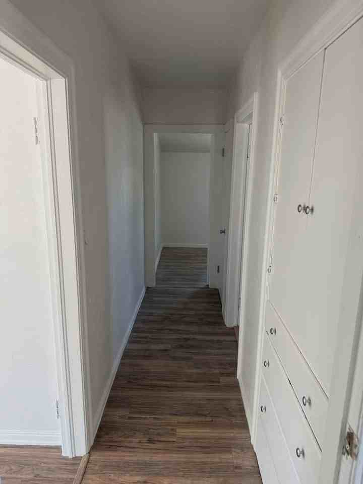 824 E Merced St - Photo 3 of 9