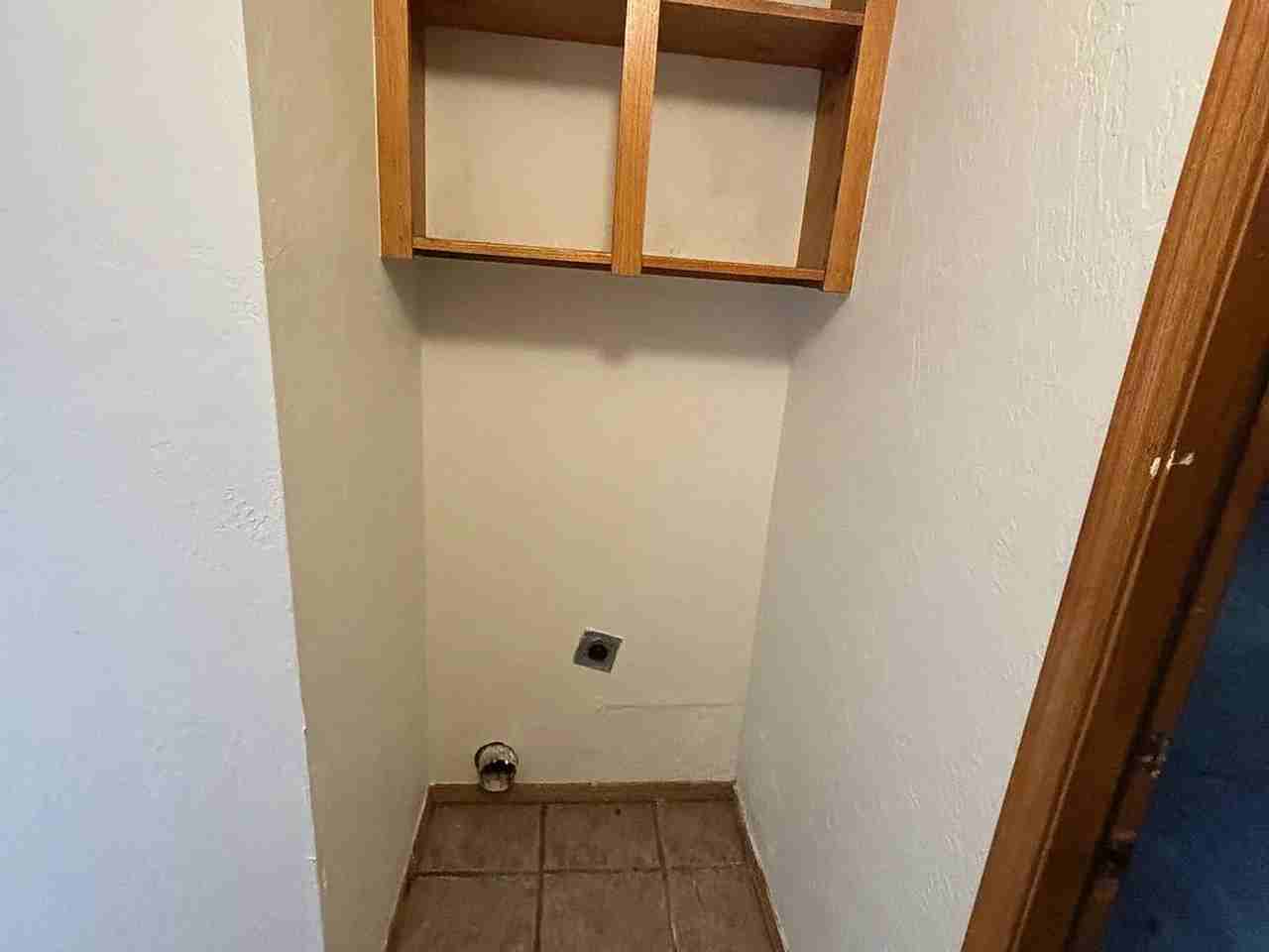 103 W Husband Ct - Photo 4 of 17