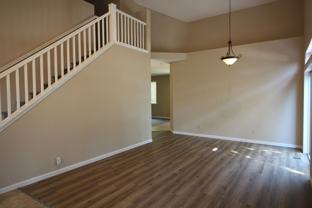 402 Healdsburg Ave - Photo 1 of 1