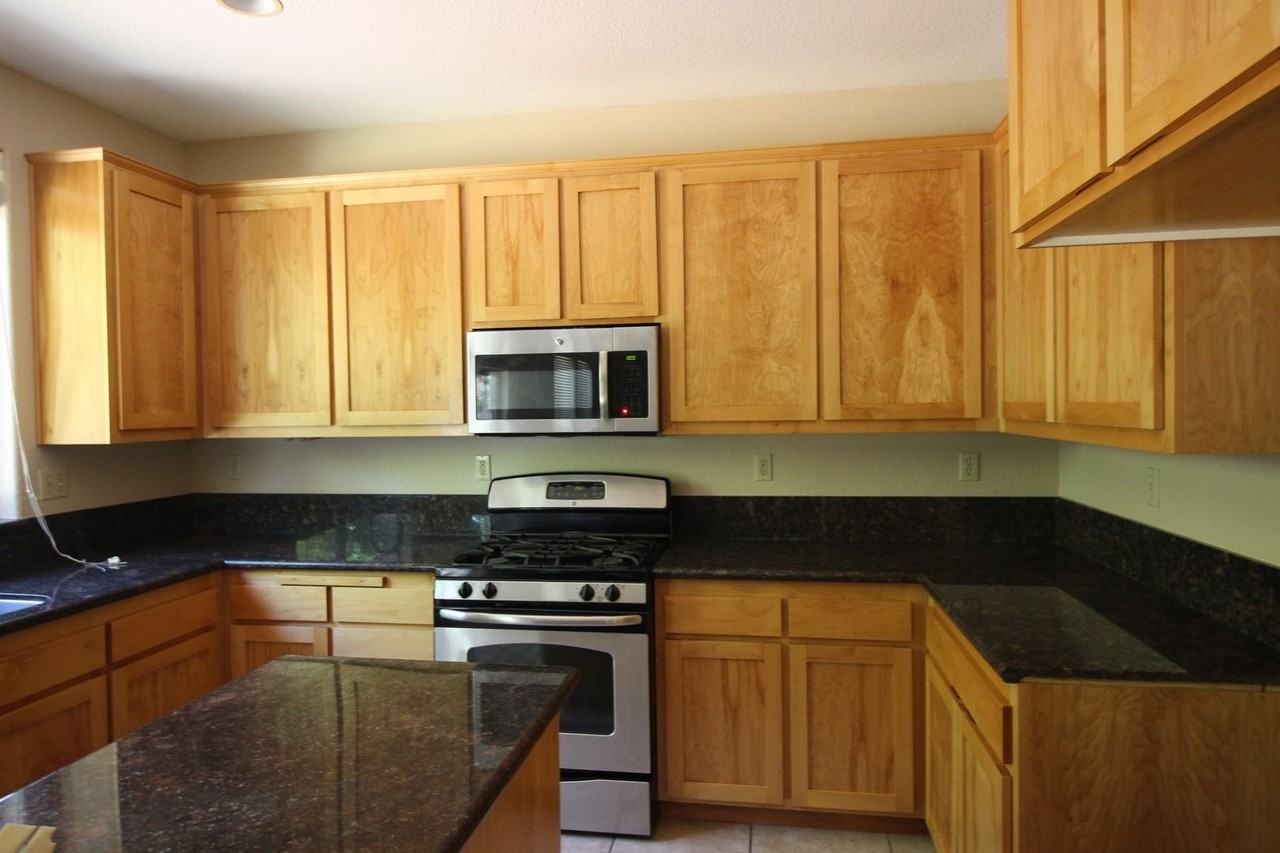 402 Healdsburg Ave - Photo 4 of 26