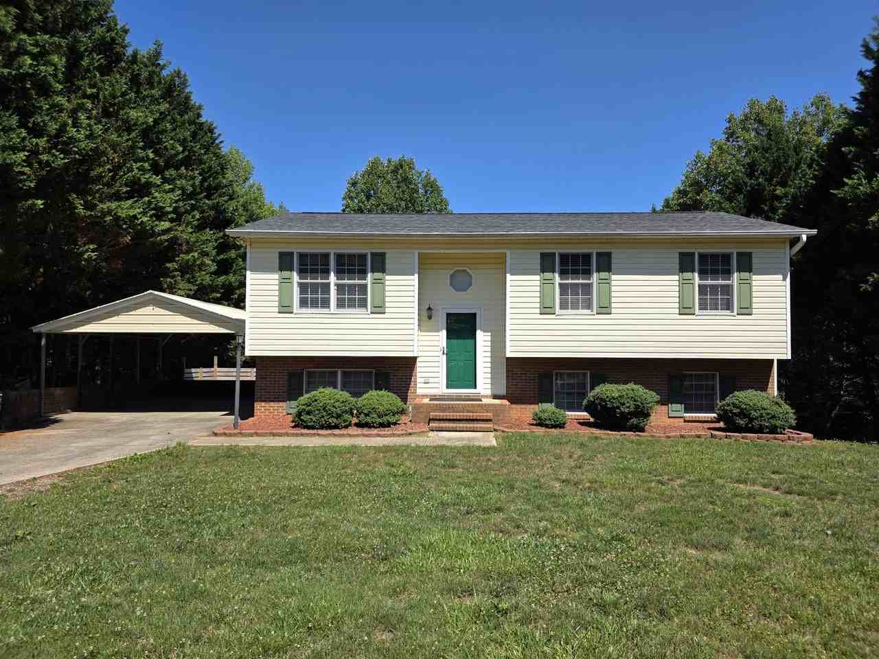 273 Woodbridge Dr