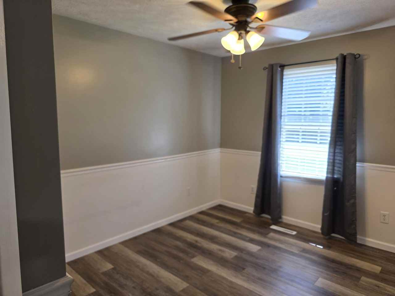 273 Woodbridge Dr - Photo 2 of 20