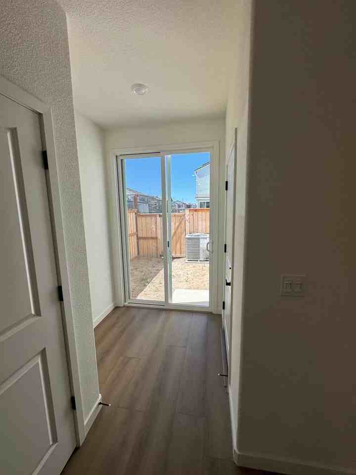 211 Stargaze Pl - Photo 6 of 26