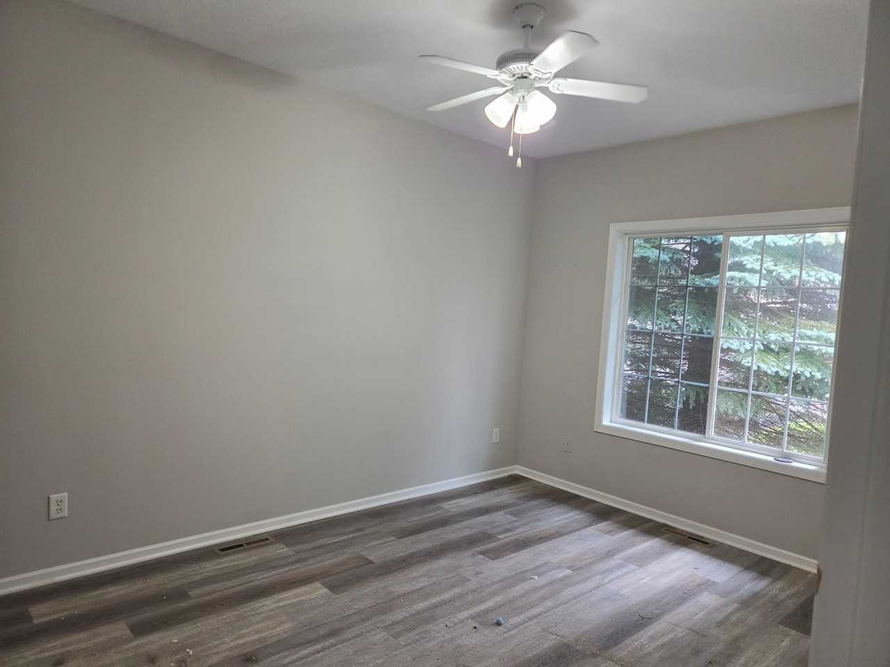 1469 S Trail Cir - Photo 3 of 18