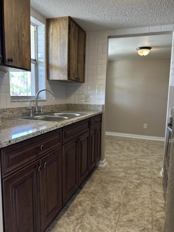 5521 Bay Blvd - Photo 2 of 22