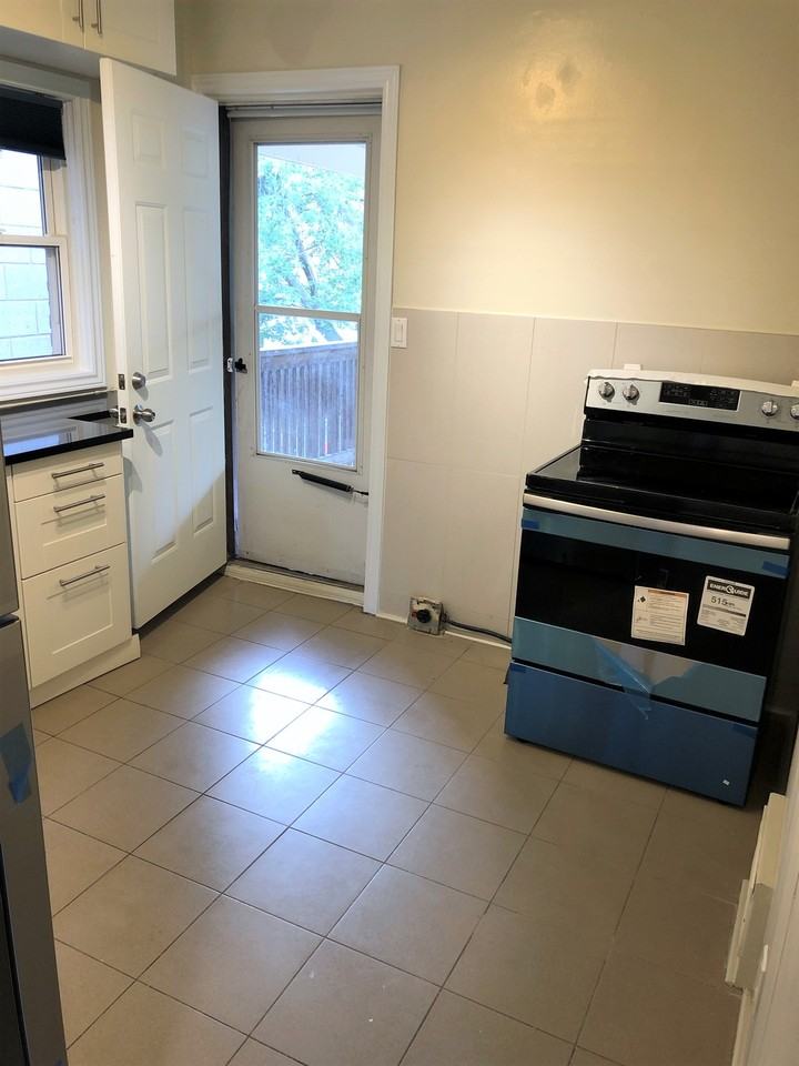 32 Myrtle Avenue #2nd FL - Photo 5 of 23