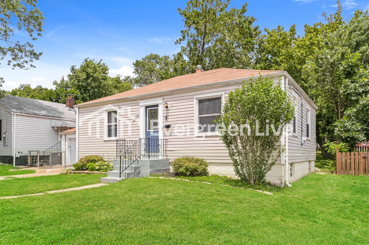 10409 Niblic Dr - Photo 2 of 15
