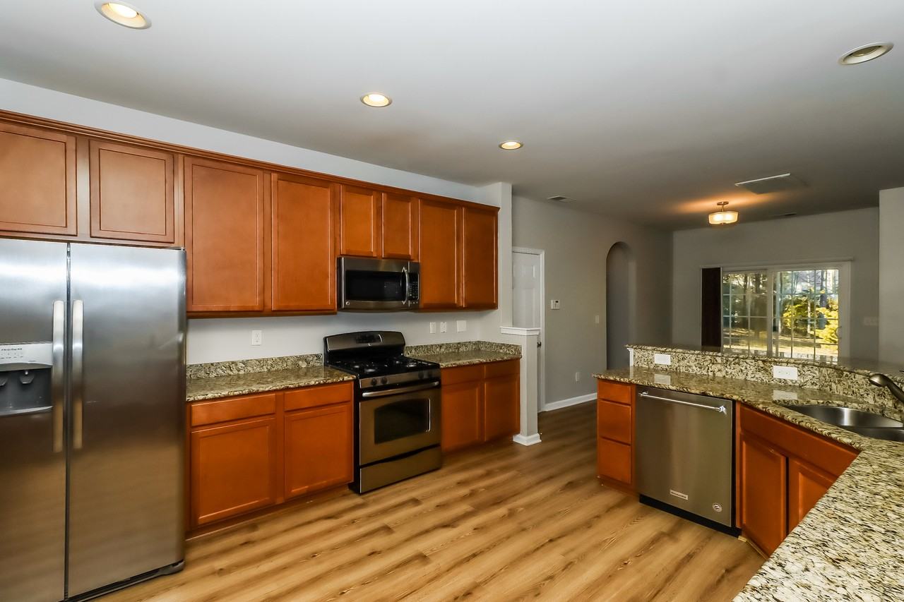 13104 Serenity St - Photo 7 of 22