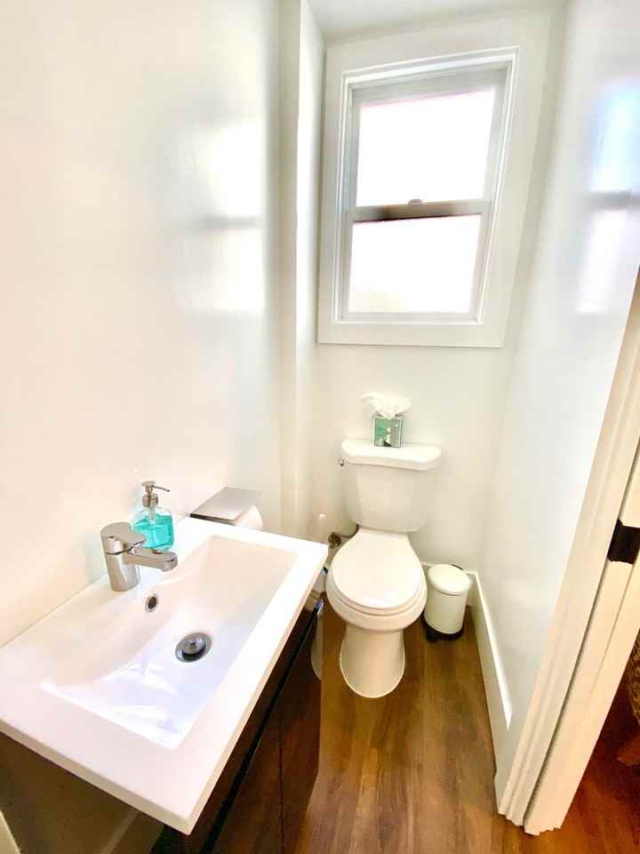 155 W Santa Clara St #214 - Photo 4 of 10