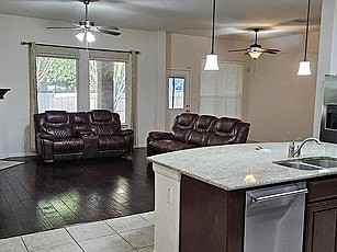 116 Azimuth Dr - Photo 2 of 4