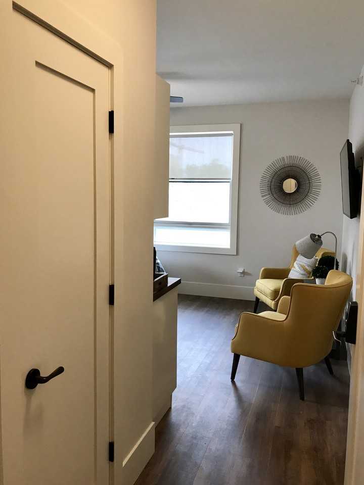 155 W Santa Clara St #209 - Photo 2 of 10