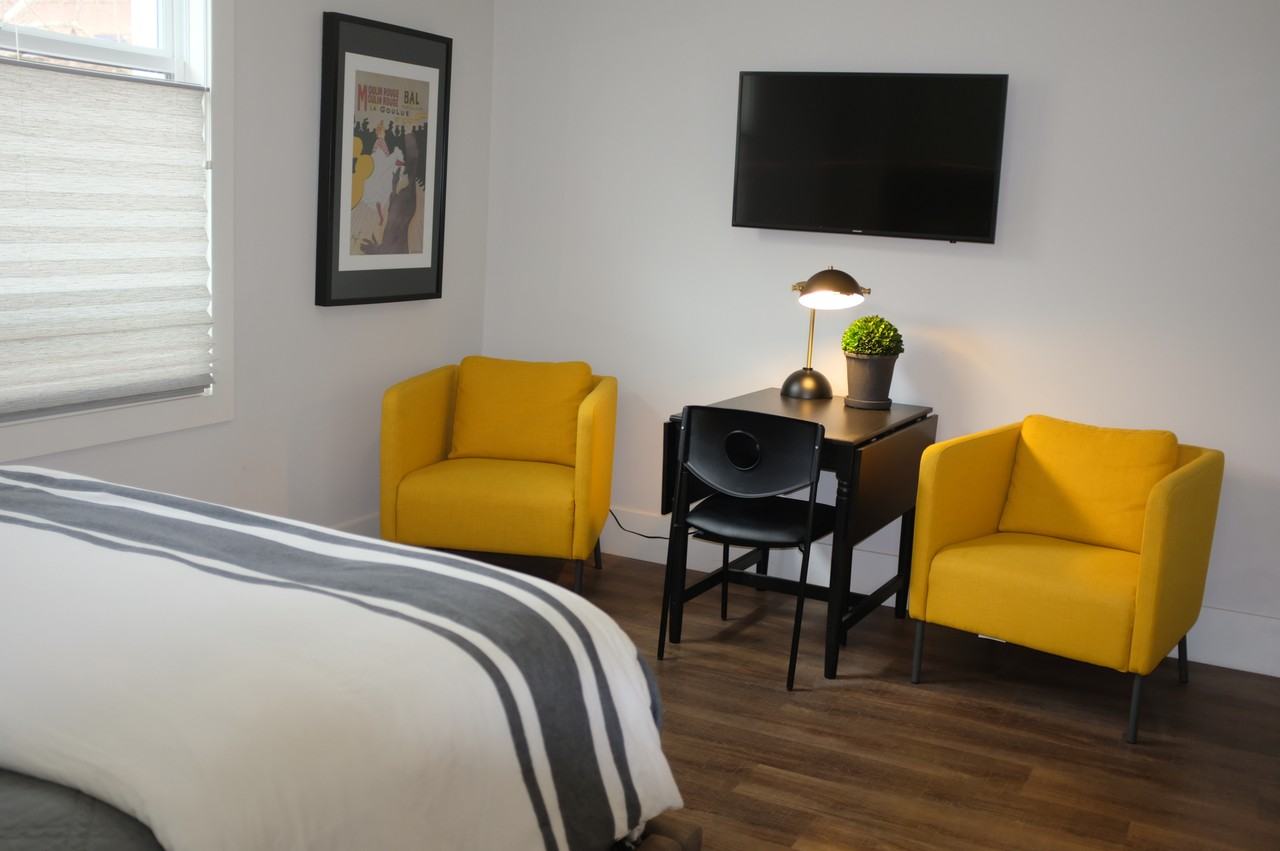 155 W Santa Clara St #209 - Photo 7 of 10
