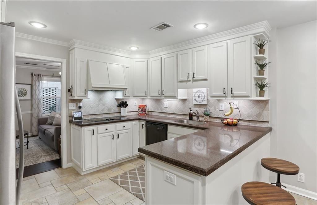 1601 Executive Park Ln Ne - Photo 7 of 27