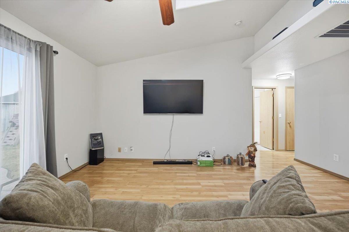 9703 Percheron Dr - Photo 2 of 21
