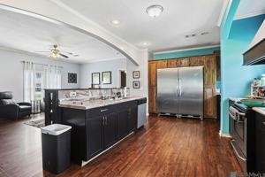 featured image of 5711 Rollins Rd