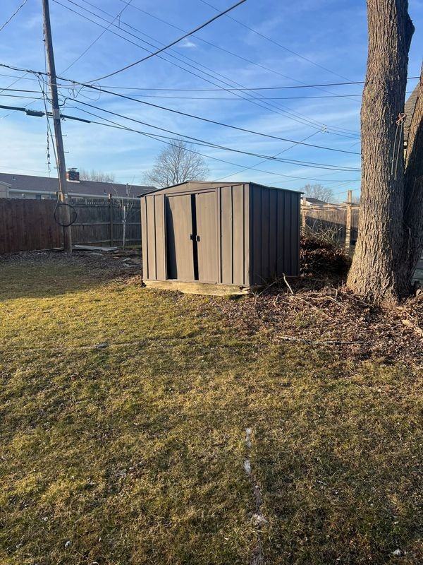 297 Lincoln Blvd - Photo 5 of 14