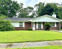featured image of 2819 Lawnwood Dr