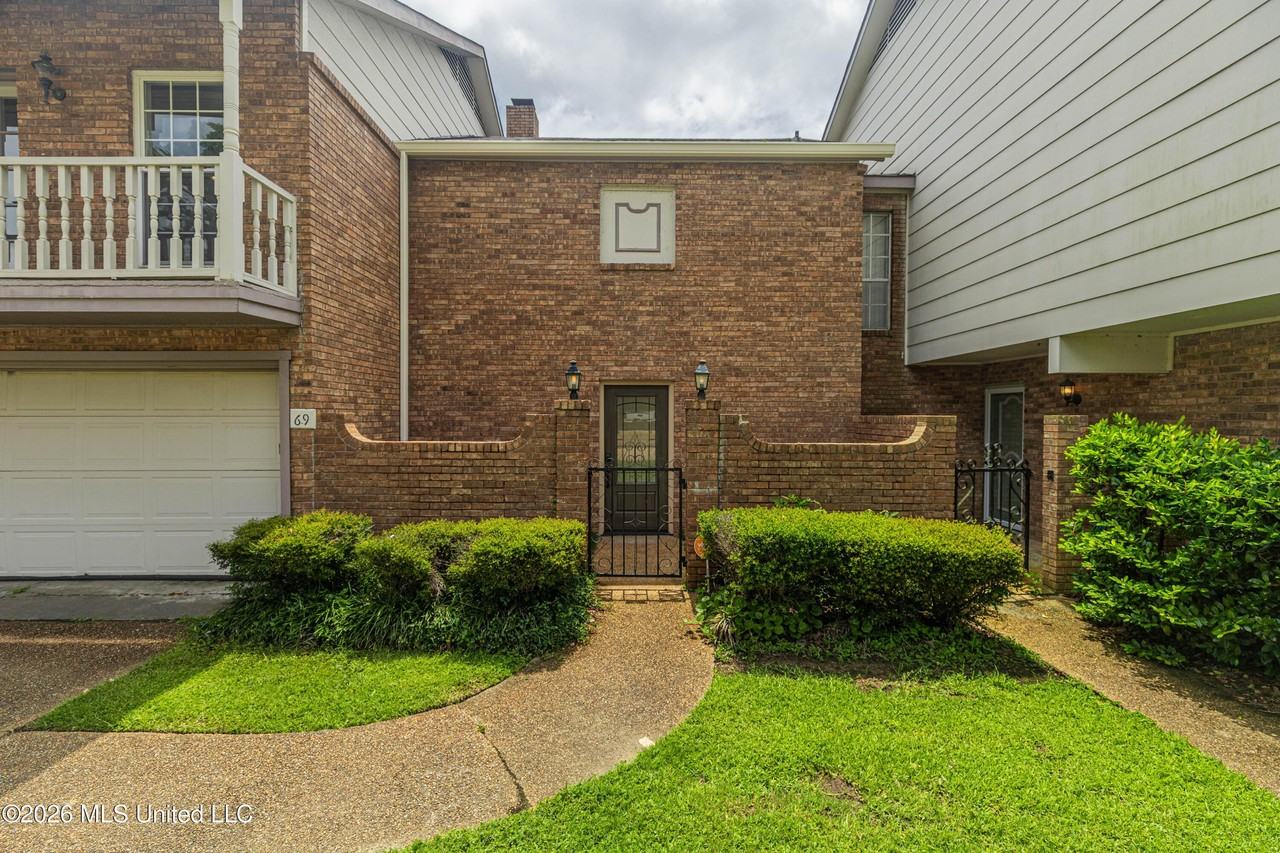 69 Sycamore Ln - Photo 2 of 30