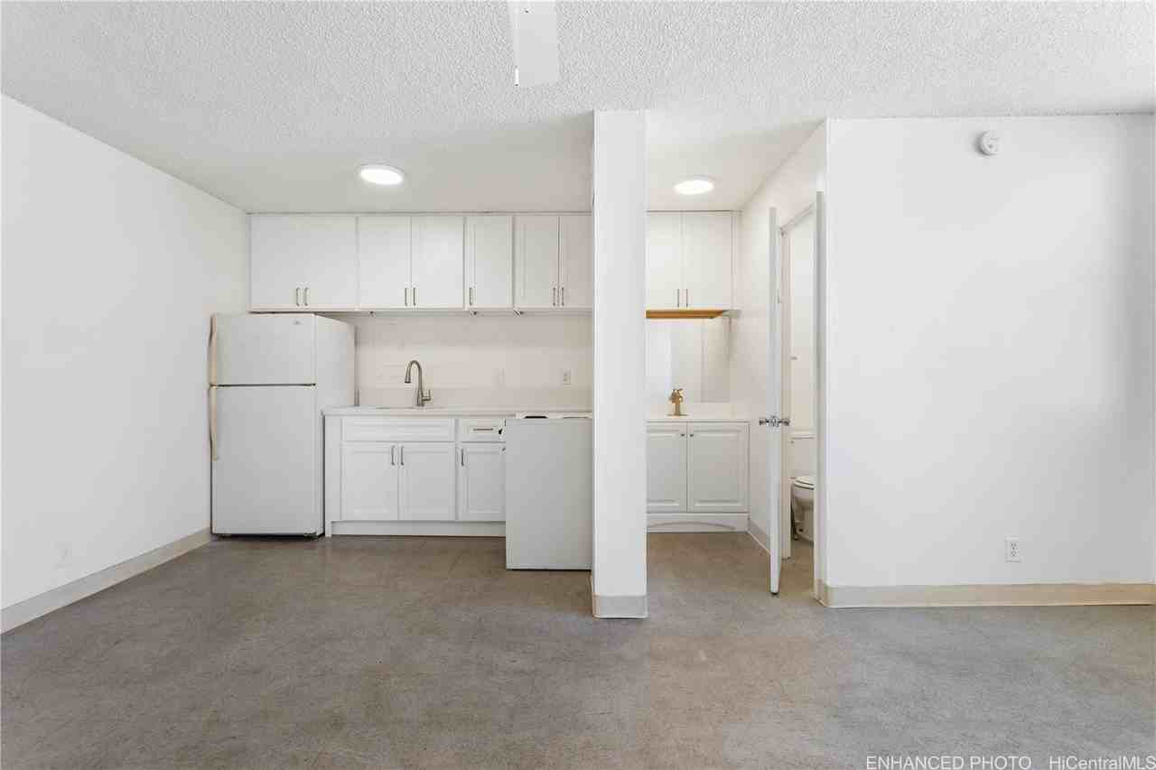727 Pumehana St #306 - Photo 6 of 9