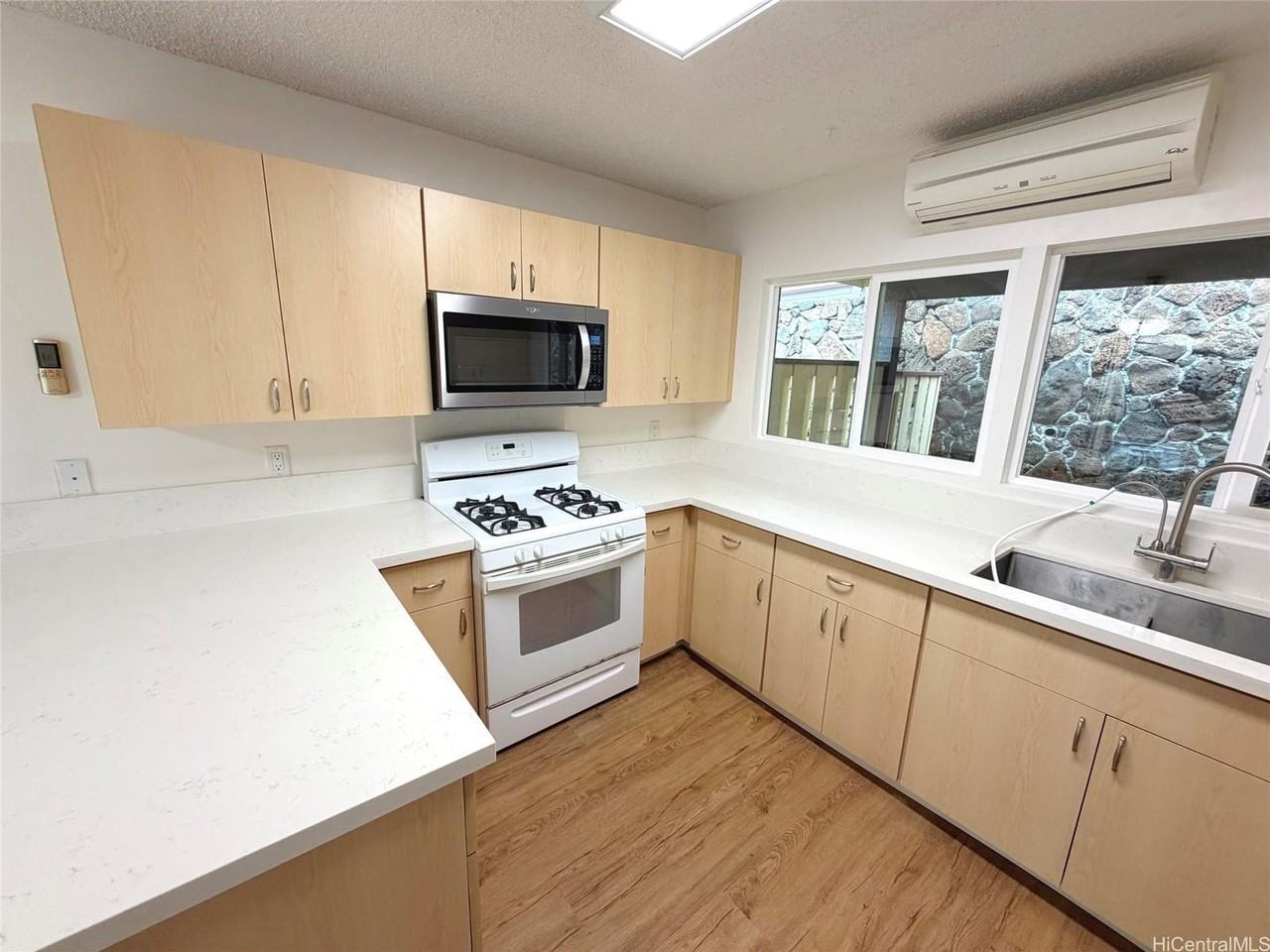 94-1026 Lelepua Pl - Photo 5 of 25