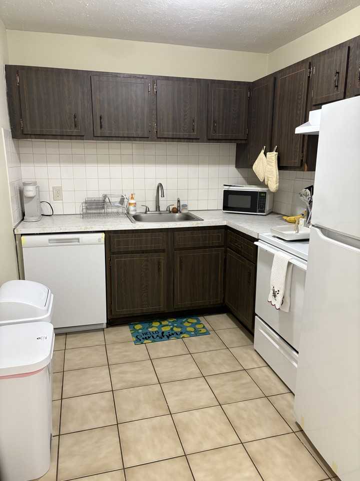 66 Mayflower Ave #7 - Photo 2 of 8