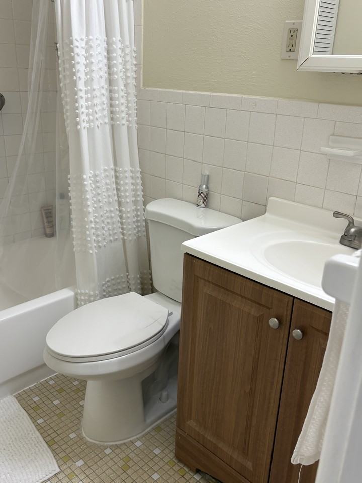 66 Mayflower Ave #7 - Photo 5 of 8