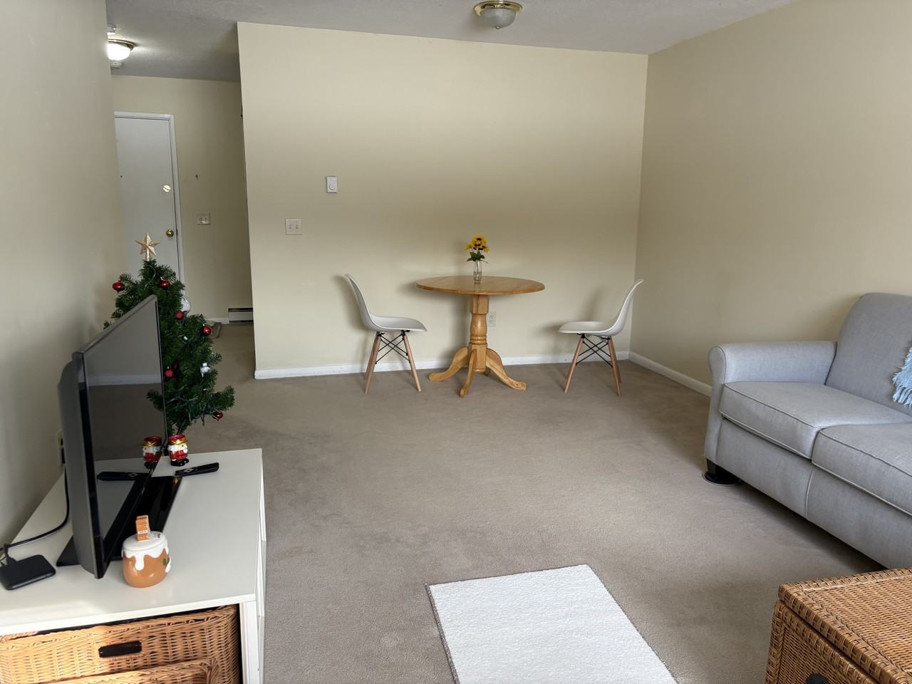 66 Mayflower Ave #7 - Photo 6 of 8