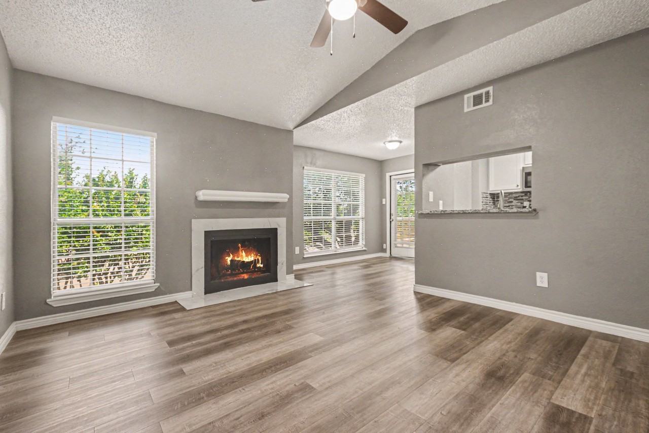 3645 W Northgate Dr #201 - Photo 3 of 17