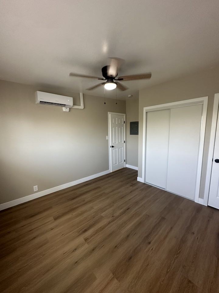 7930 Telegraph Rd - Photo 3 of 10