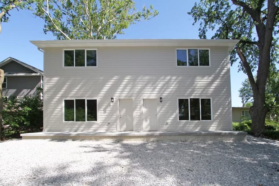 841 W Burnham St #1 - Photo 2 of 17