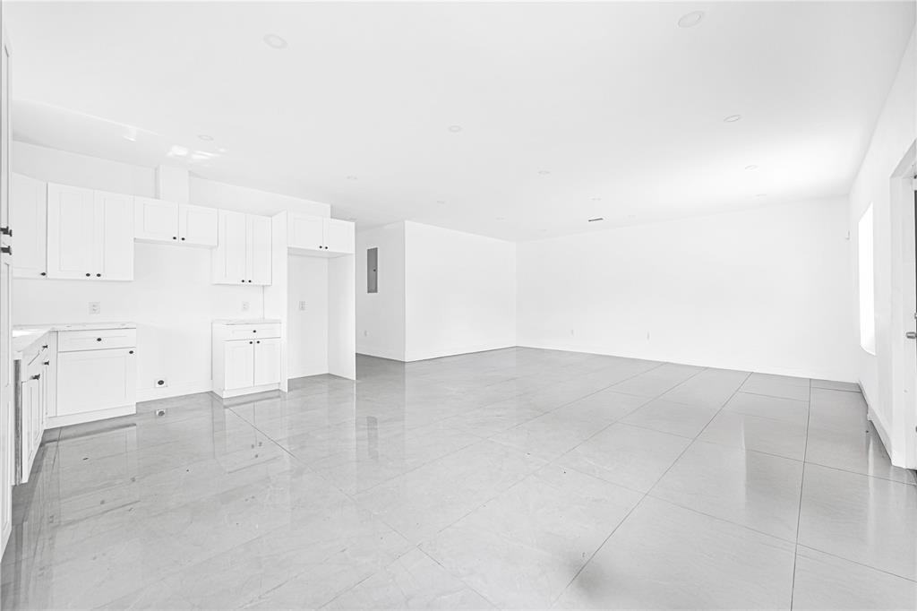 7990 Nw 8th Ave - Photo 2 of 33
