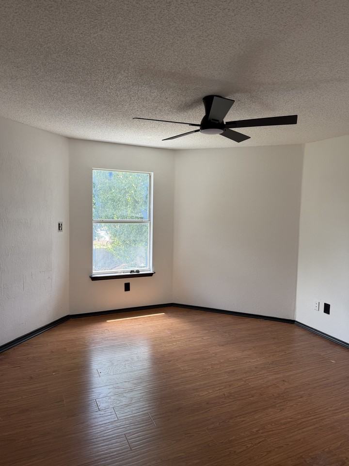 5107 Whitehaven Dr - Photo 4 of 13