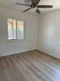727 Pleasanton Pl - Photo 5 of 8