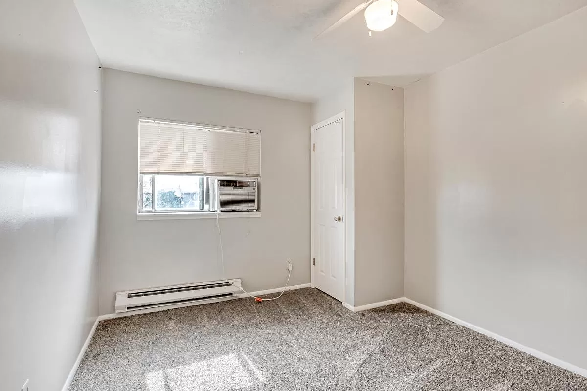 1557 Westsouth #1 - Photo 6 of 19