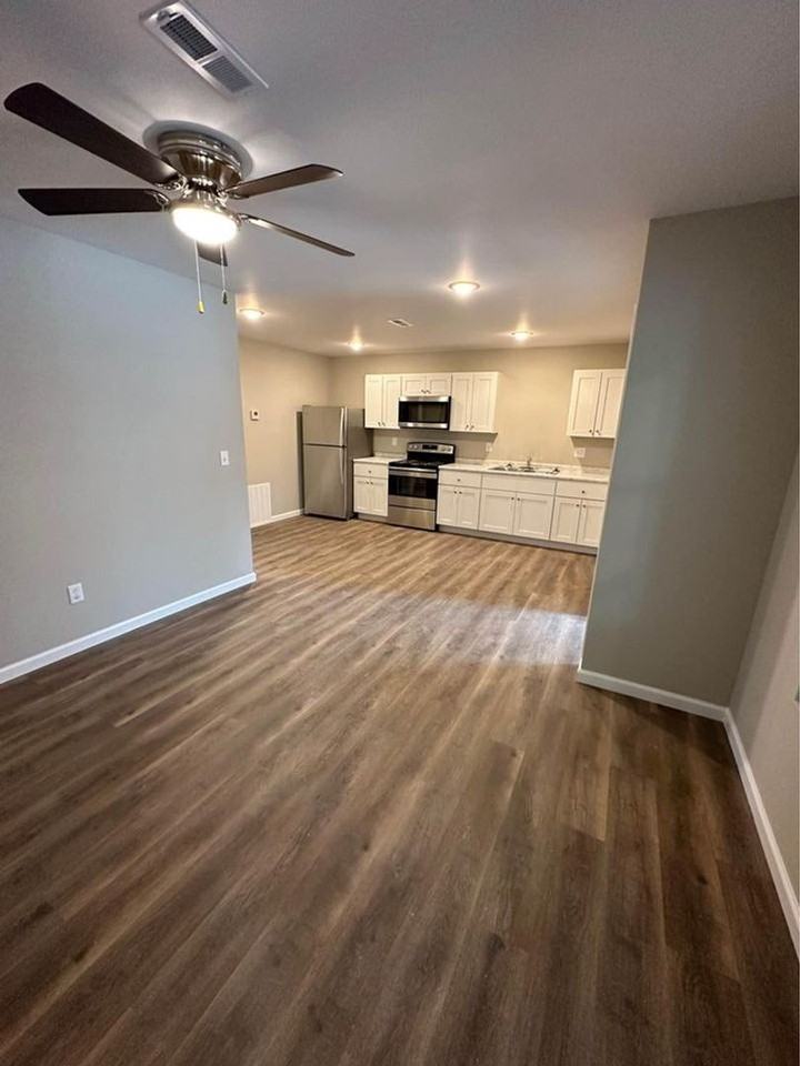 215 Cane Creek Ln #209 - Photo 3 of 7