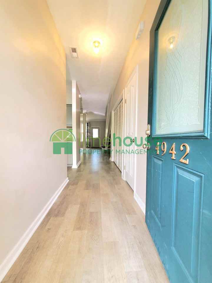 4942 April Ave - Photo 3 of 18