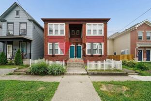 927 W Town St - Photo 1 of 1