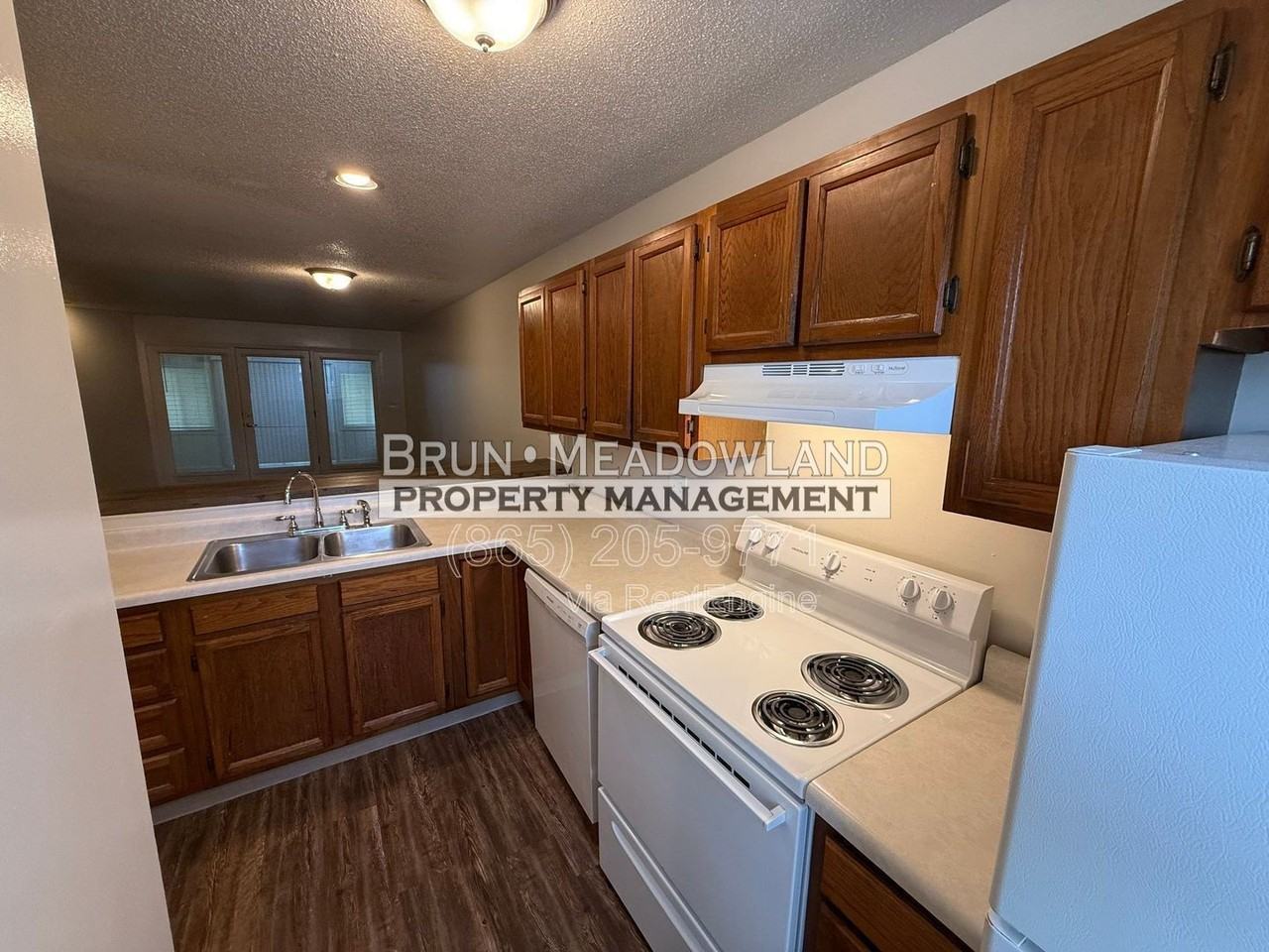 10409 Victoria Dr #D - Photo 7 of 39