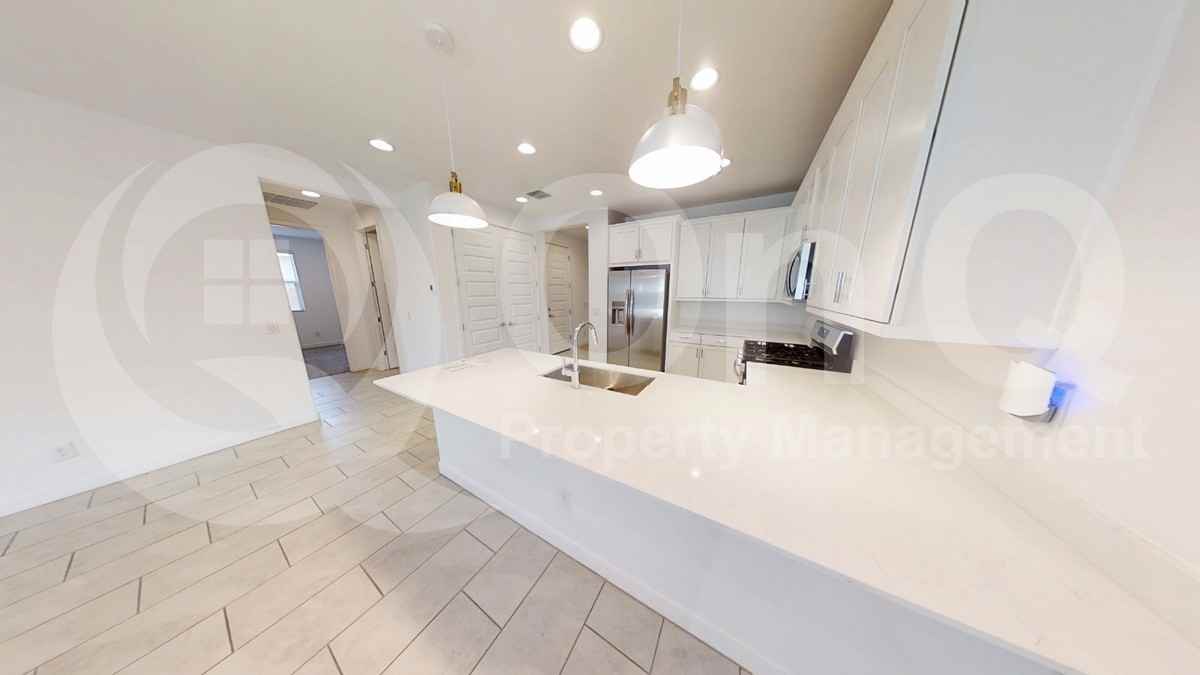 3119 W Via Dona Rd - Photo 6 of 35