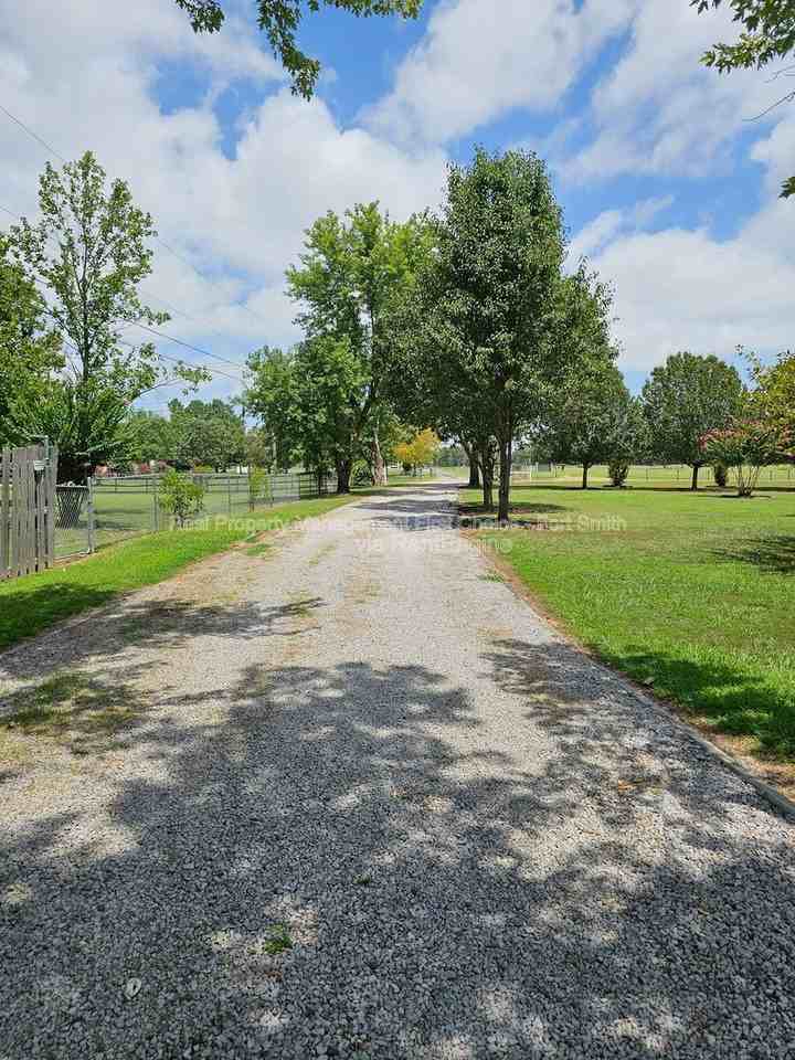 1300 Armistead Rd - Photo 7 of 45