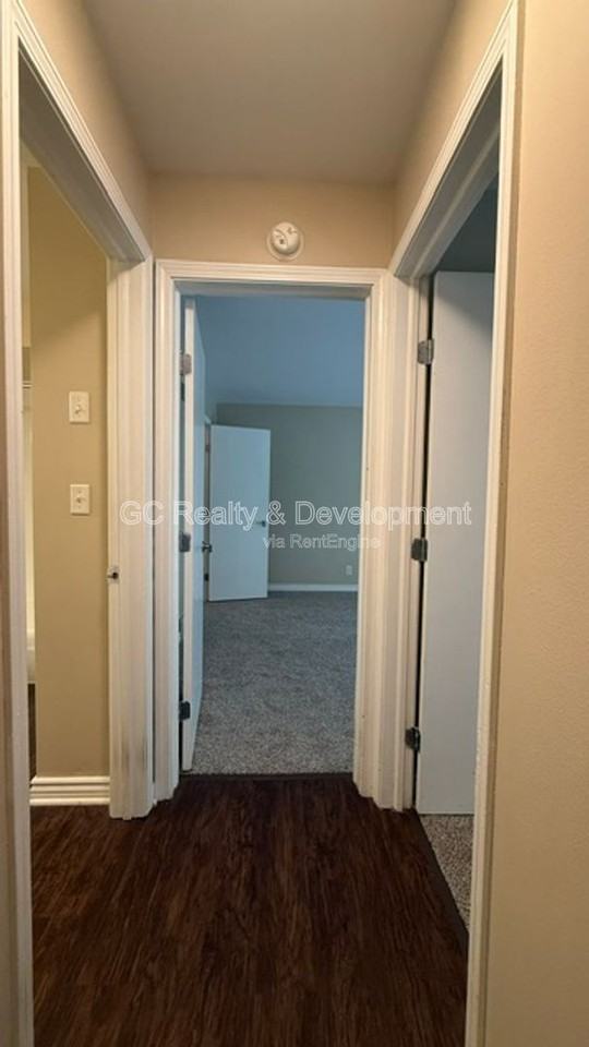 20 Simpson St #G - Photo 7 of 17
