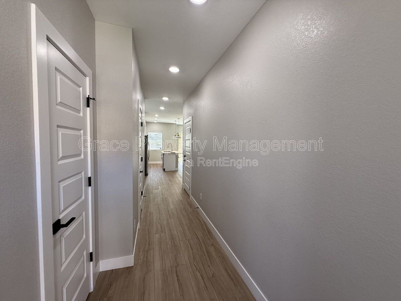 2820 W 53rd Ave - Photo 2 of 33