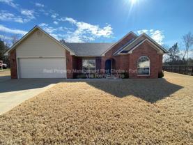 1475 Eastgate Dr - Photo 1 of 1