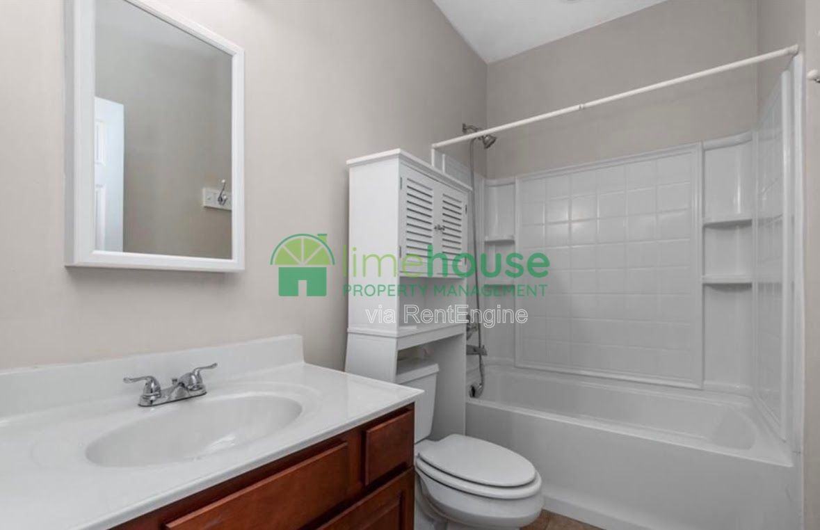 106 Parkview Ave - Photo 4 of 6