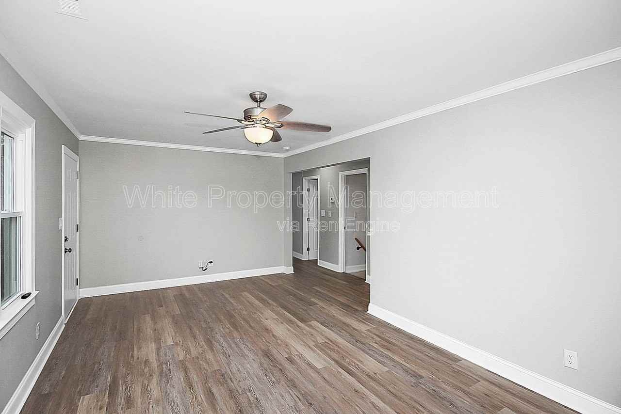 604 Westwood Cir - Photo 3 of 27