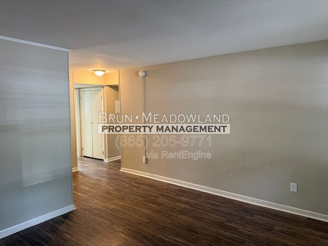 5540 N Broadway St #17 - Photo 4 of 31