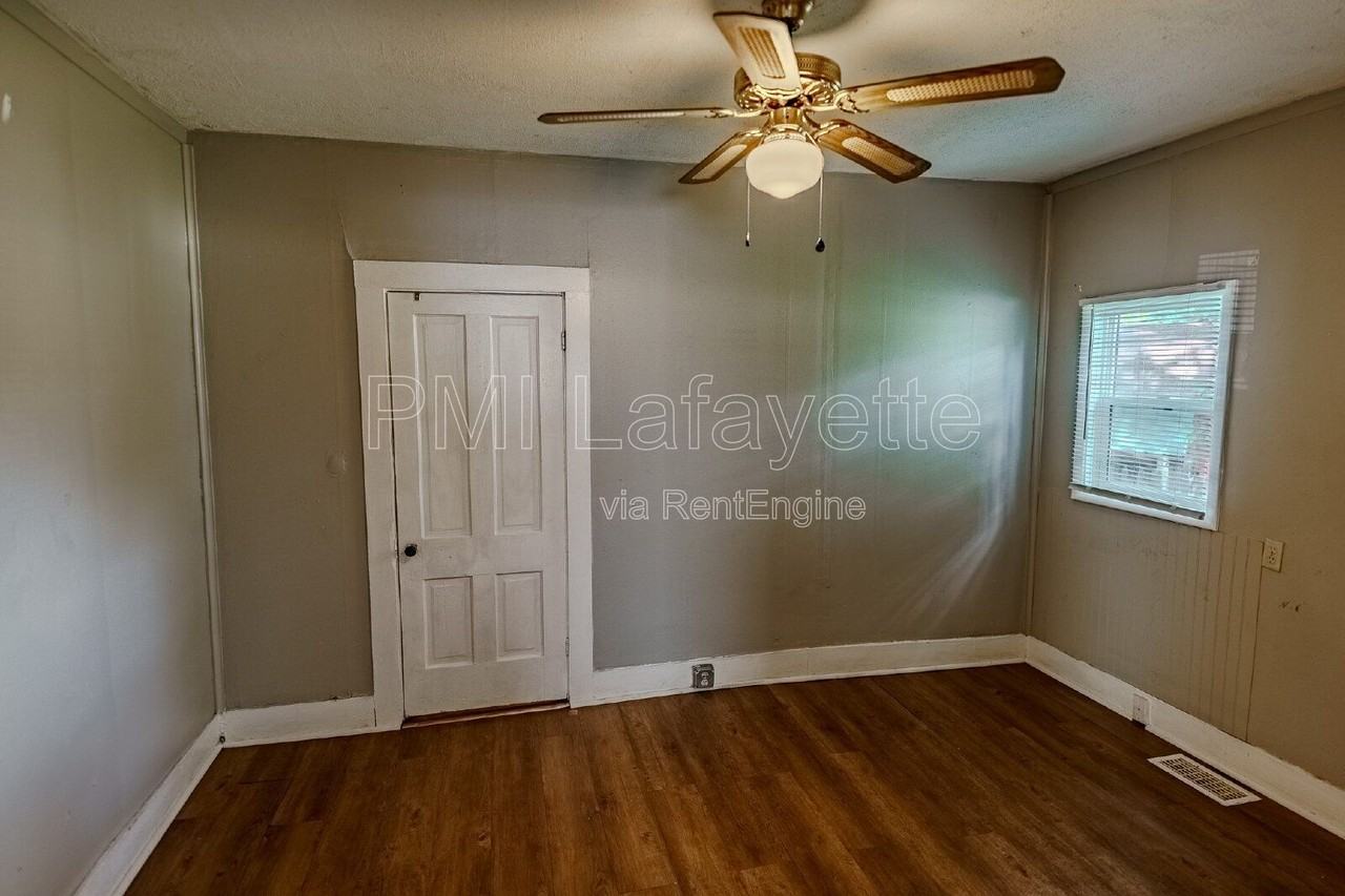 1914 State St #1 - Photo 6 of 29